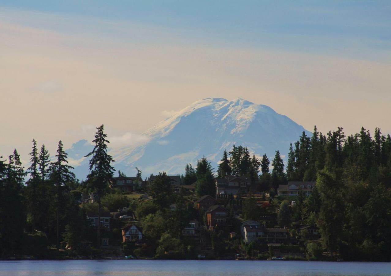 Linda'S By The Lake Maple Valley Экстерьер фото