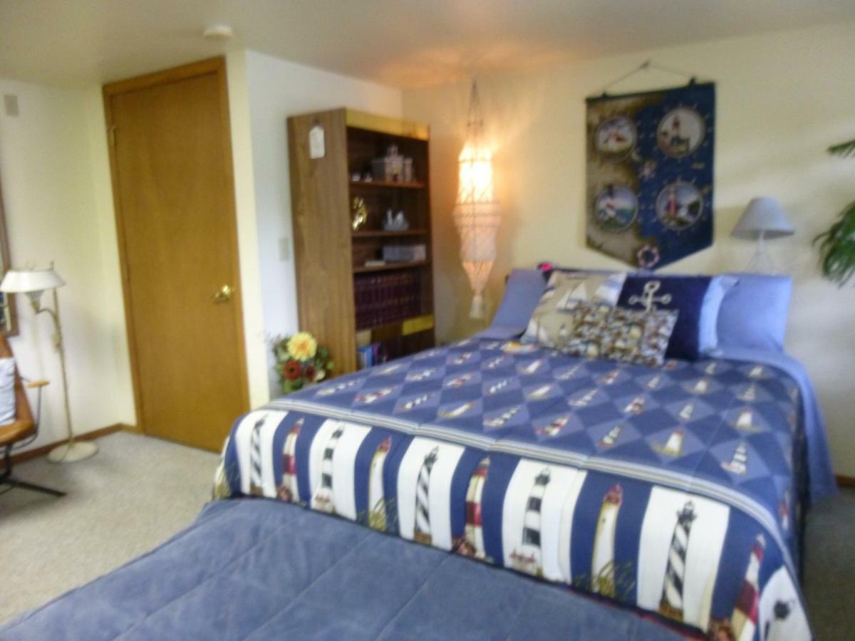 Linda'S By The Lake Maple Valley Экстерьер фото